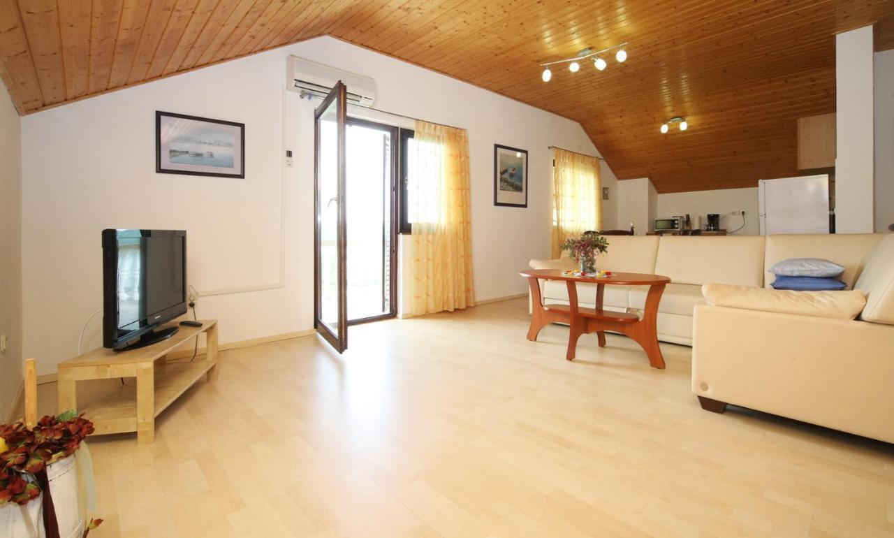 גורני קרין Apartments Mond מראה חיצוני תמונה
